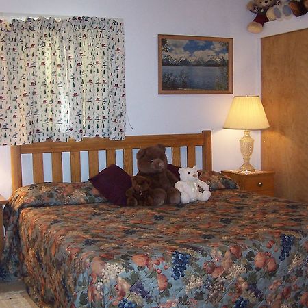 Black Bear Inn Dubois Bagian luar foto