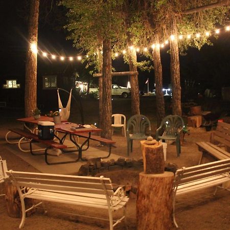 Black Bear Inn Dubois Bagian luar foto