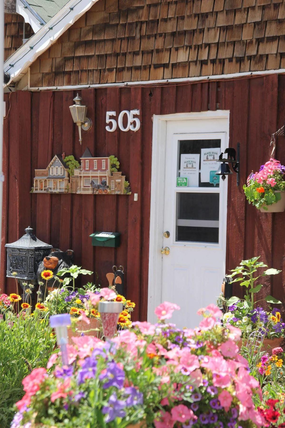 Black Bear Inn Dubois Bagian luar foto
